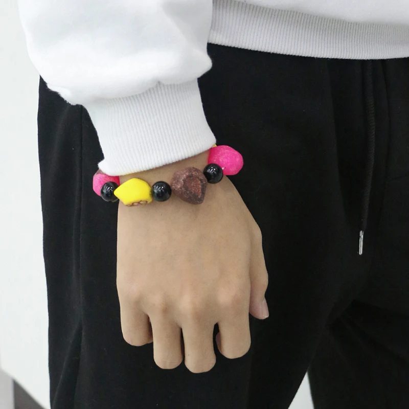 Kleurrijke cartoonhars kralen armband
