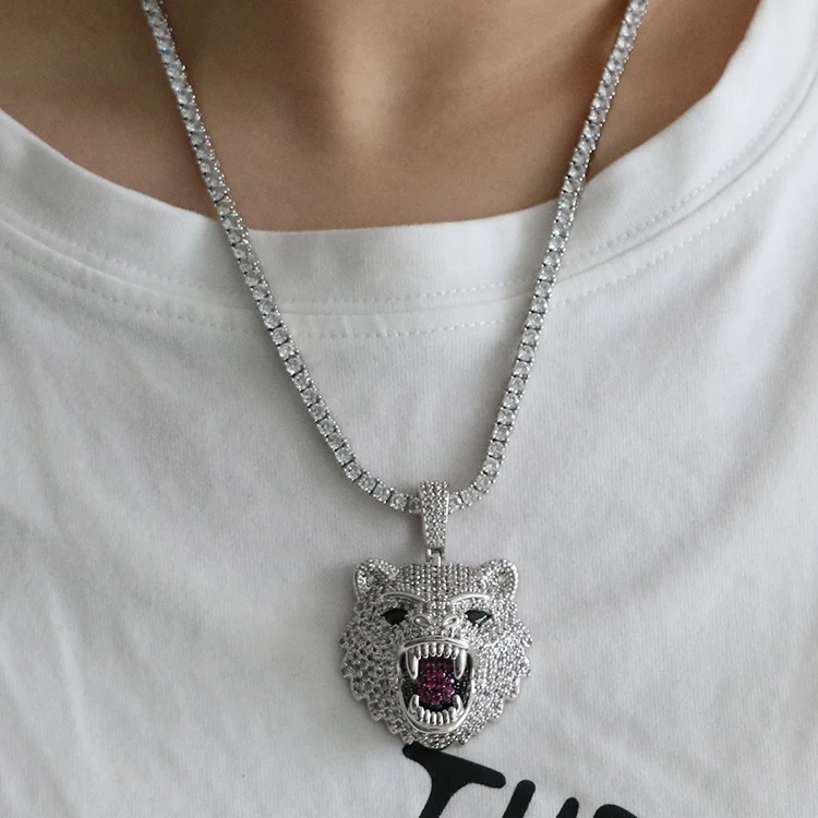 Roaring Bear Hip Hop hanger